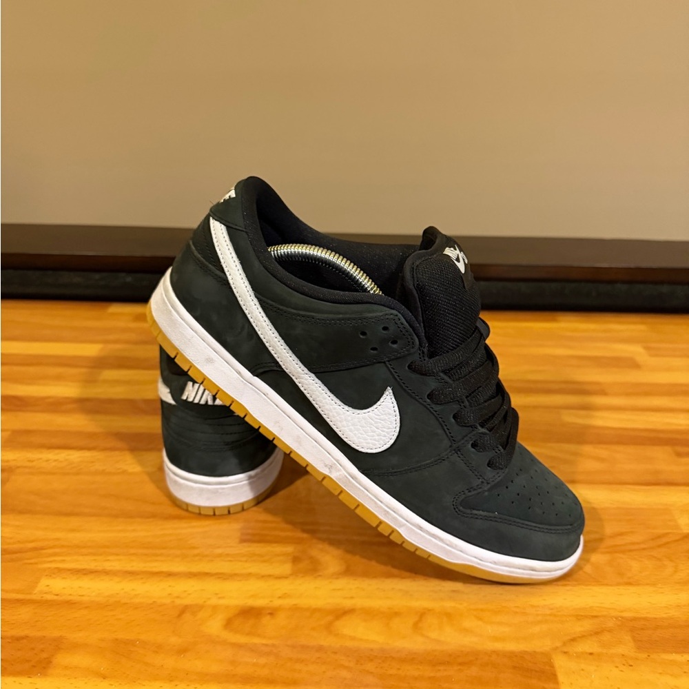 Nike dunk SB gum